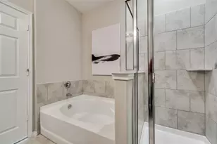 1301 Flamenco Ln, Fort Worth, TX 76052 - Photo 14