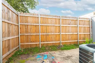 4624 San Jacinto St, Dallas, TX 75204 - Photo 6