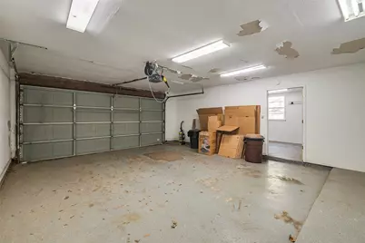 818 Westbrook Drive, Irving, TX 75060 - Photo 38