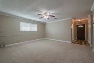 818 Westbrook Dr, Irving, TX 75060 - Photo 8