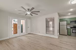 2310 Bamboo Dr, Arlington, TX 76006 - Photo 8