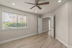 2310 Bamboo Dr, Arlington, TX 76006 - Photo 14