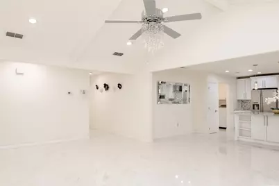 215 Countryside Drive, Arlington, TX 76014 - Photo 14