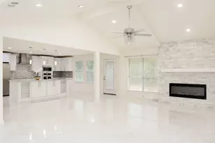 215 Countryside Dr, Arlington, TX 76014 - Photo 12