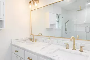 215 Countryside Dr, Arlington, TX 76014 - Photo 8