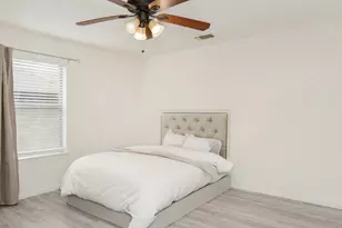 215 Countryside Dr, Arlington, TX 76014 - Photo 16