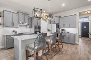 2013 Windsor Dr, Argyle, TX 76226 - Photo 8