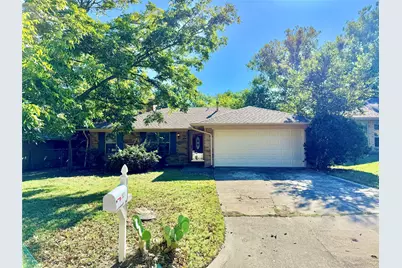 1821 Broadway Street, Denton, TX 76201 - Photo 2