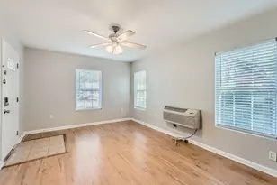 224 E Boyd St, Bonham, TX 75418 - Photo 6