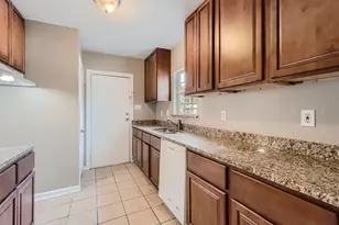 224 E Boyd St, Bonham, TX 75418 - Photo 10