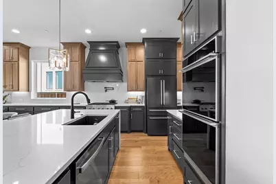 8736 Edgewater Drive, The Colony, TX 75056 - Photo 12