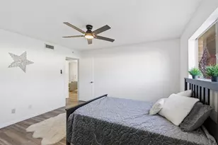 5817 Sandhurst Ln, Dallas, TX 75206 - Photo 14