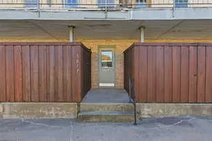 5817 Sandhurst Ln, Dallas, TX 75206 - Photo 24