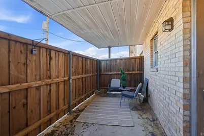 5817 Sandhurst Lane #B, Dallas, TX 75206 - Photo 22