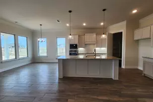 2433 Meteor Dr, Krum, TX 76249 - Photo 6