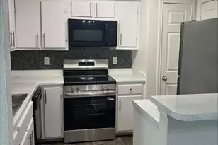 9524 Military Pkwy, Dallas, TX 75227 - Photo 6