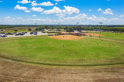 405 Kingsbury Avenue, Princeton, TX 75407 - Photo 24