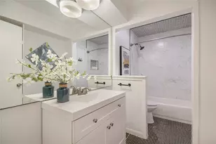 7712 Royal Ln, Dallas, TX 75230 - Photo 14