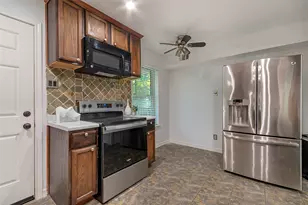 7712 Royal Ln, Dallas, TX 75230 - Photo 10