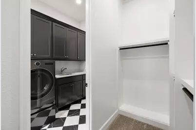 8724 Edgewater Drive, The Colony, TX 75056 - Photo 32