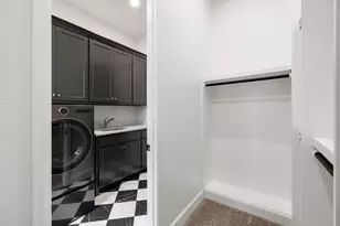 8724 Edgewater Dr, The Colony, TX 75056 - Photo 32