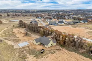 2207 Rattler Wy, Tolar, TX 76476 - Photo 18