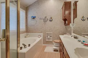 905 Mill Spring Dr, Garland, TX 75040 - Photo 16