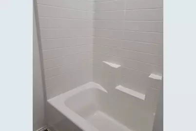 1213 Wildflower Street, Ennis, TX 75119 - Photo 6