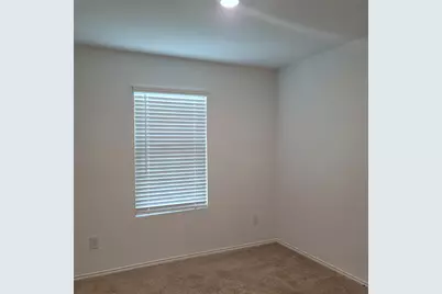 1213 Wildflower Street, Ennis, TX 75119 - Photo 4