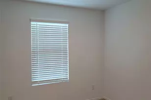 1213 Wildflower St, Ennis, TX 75119 - Photo 4