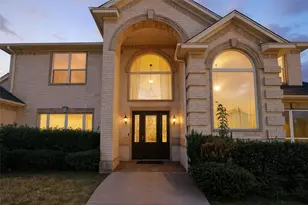 10601 Pack Saddle Trail, Fort Worth, TX 76108 - Photo 2
