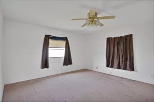 201 Fox Run Rd, Cleburne, TX 76033 - Photo 18