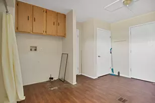 201 Fox Run Rd, Cleburne, TX 76033 - Photo 22