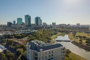 501 Samuels Ave, Fort Worth, TX 76102 - Photo 2