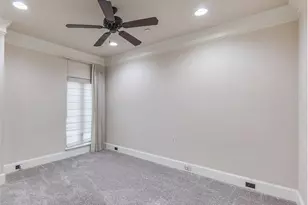 501 Samuels Ave, Fort Worth, TX 76102 - Photo 22