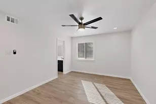 5731 Harvest Hill Rd, Dallas, TX 75230 - Photo 14