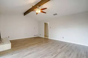 6217 Sunnybrook Dr, Watauga, TX 76148 - Photo 10