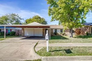 6217 Sunnybrook Dr, Watauga, TX 76148 - Photo 4