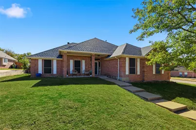 407 Valley View Lane, Krum, TX 76249 - Photo 2