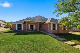 407 Valley View Ln, Krum, TX 76249 - Photo 2