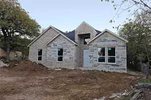 3216 Collin St, Fort Worth, TX 76119 - Photo 2