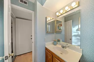 13347 Pandora Cir, Dallas, TX 75238 - Photo 14