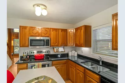 13347 Pandora Circle, Dallas, TX 75238 - Photo 8