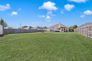 305 Maverick Trail, Oak Point, TX 75068 - Photo 38