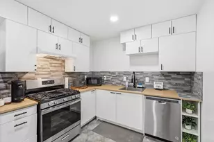 9829 Park Ln Ct, Dallas, TX 75220 - Photo 14