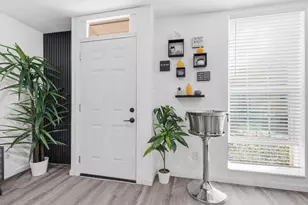 9829 Park Ln Ct, Dallas, TX 75220 - Photo 4