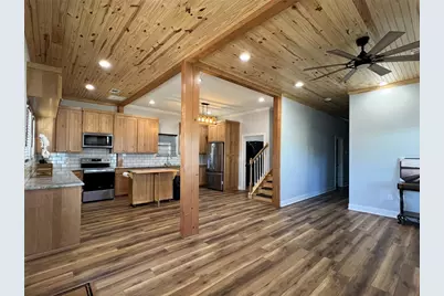 724 Franklin, Bellevue, TX 76228 - Photo 12