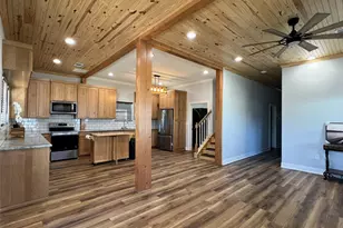 724 Franklin, Bellevue, TX 76228 - Photo 12