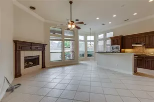 4008 E Hill Dr, Irving, TX 75038 - Photo 10
