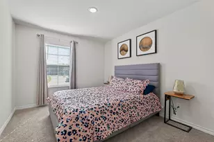 8129 Trudy Ln, Fort Worth, TX 76120 - Photo 24